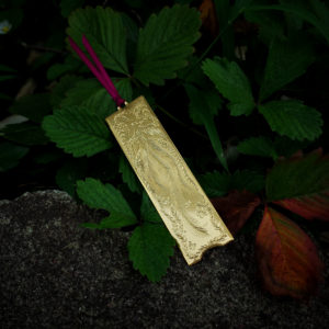 Bookmark : Bird (gold) with green 01